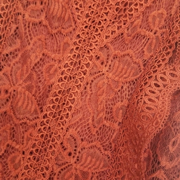 Adiva lace blouse - Picture 2 of 8